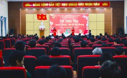 Chương trình “Tết sum vầy - Xuân ơn Đảng năm 2025” tại Trường Trung cấp Dân tộc nội trú Nghệ An: Nhiều hoạt động ý nghĩa !